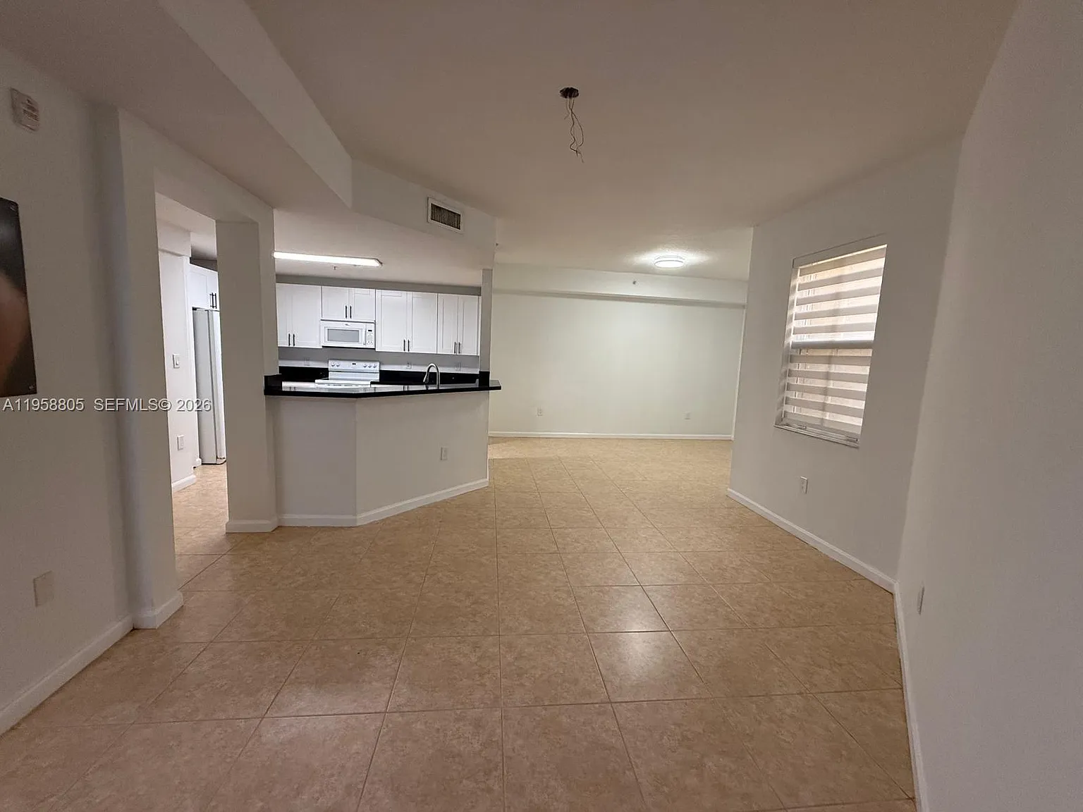 St Mortiz At Doral Condo — Photo 3