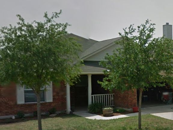 2nd image of 112 Waterlily Way