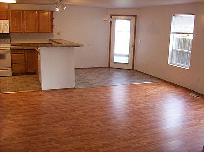 4th image of 9332 Fairhill Dr NE