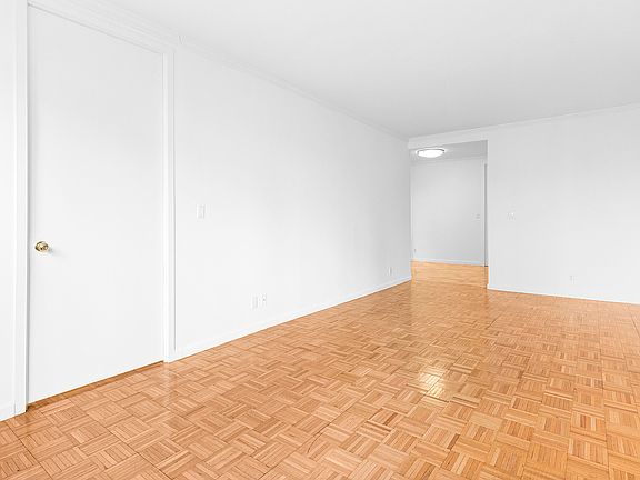 5th image of 150 E 57th St APT 7B