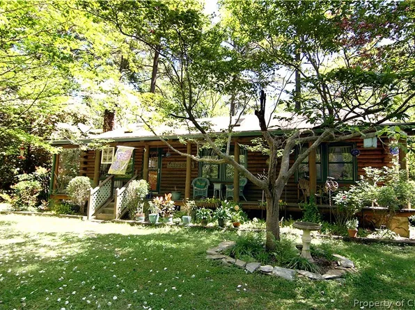 56 Pine Cv, Topping, VA 23169