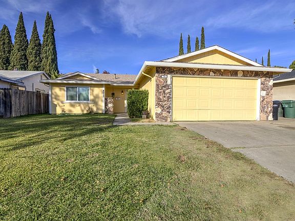 2nd image of 4117 Birdwell Way