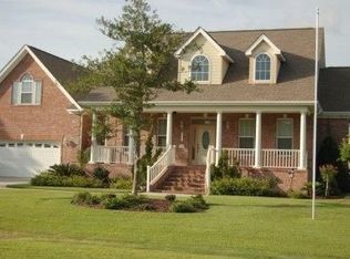 2702 Morningdale Dr, Southport, NC 28461
