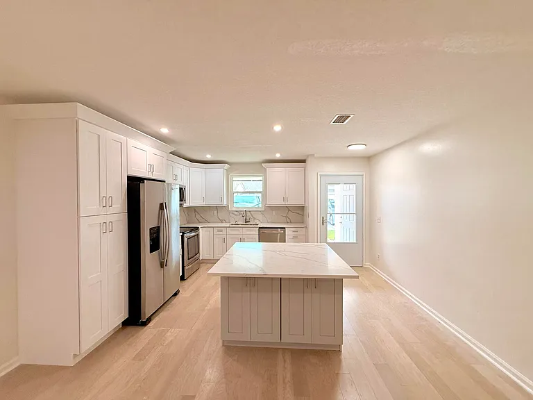 6531 SE Federal Hwy #G107 — Photo 5