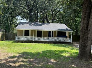 105 Memorial Dr, Mabank, TX 75156