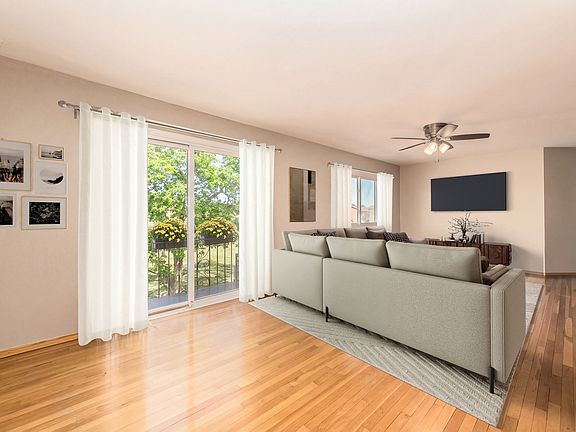 4th image of 9500 Dee Rd #202B