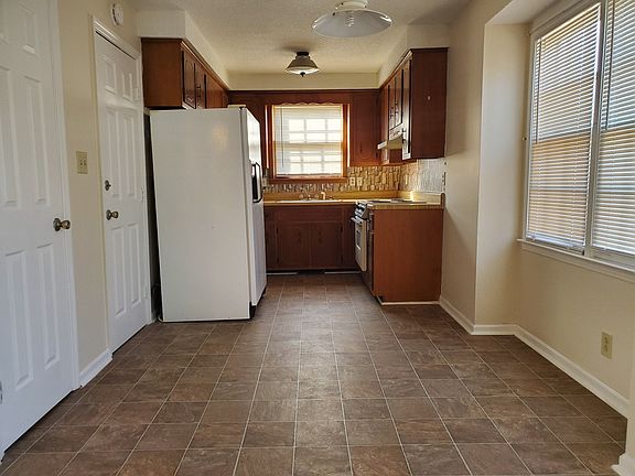 5th image of 406 Judy Lynn Dr