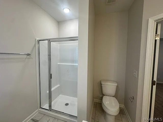 444 Country Club Dr — Photo 23