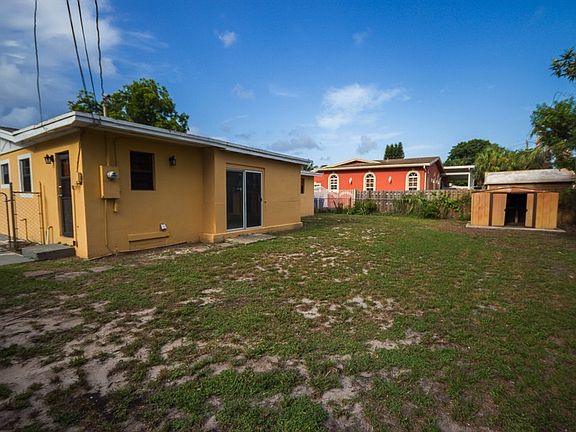4th image of 3830 NW 185th Ter