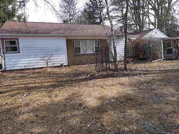2nd image of 1385 Waldo Ct