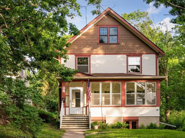 2316 Valentine Ave, Saint Paul, MN 55108