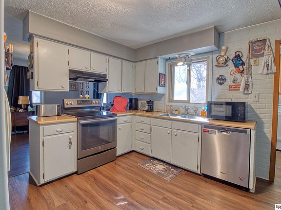 4th image of 707 9th Ave