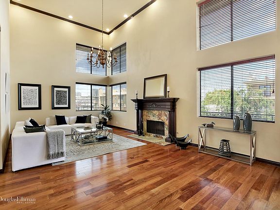 3rd image of 1905 Manning Ave Unit 301