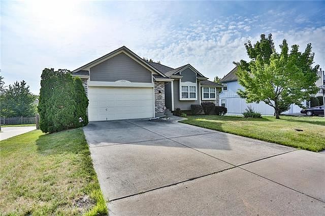 1st image of 1713 NE Whitestone Dr
