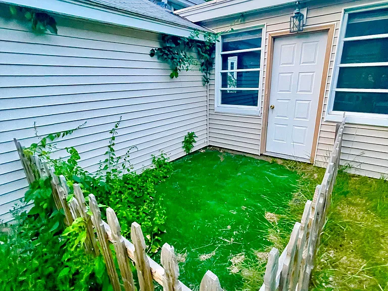 2 Bellevue Rd — Photo 27
