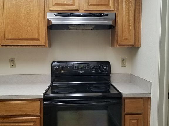 5th image of 2332 SE 6th Ter APT B