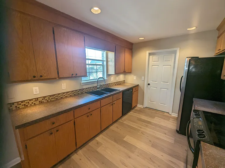 115 McKelvey Pl — Photo 14