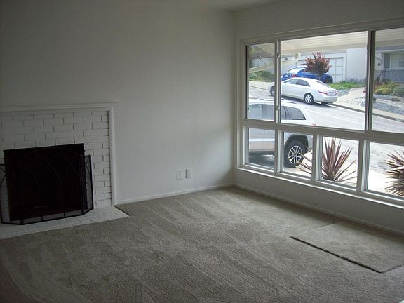 3rd image of 3940 Coronado Way
