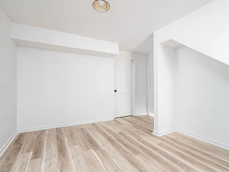 2718 Buckner Ln — Photo 35