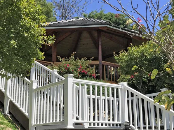 283 Picnic View Ln, Oceanside, CA 92056