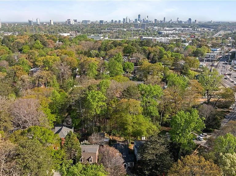 578 Montgomery Ferry Rd NE — Photo 39