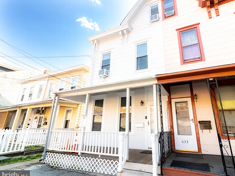 635 Chambers St — Photo 27
