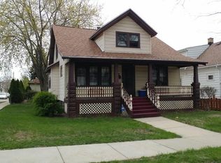 3303 W Hayes Ave, Milwaukee, WI 53215