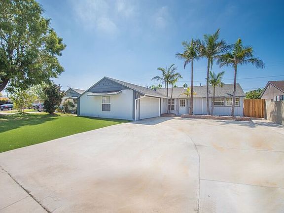 3rd image of 2944 W Skywood Cir
