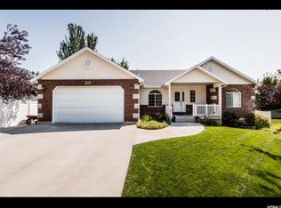 786 Clover Cir, River Heights, UT 84321