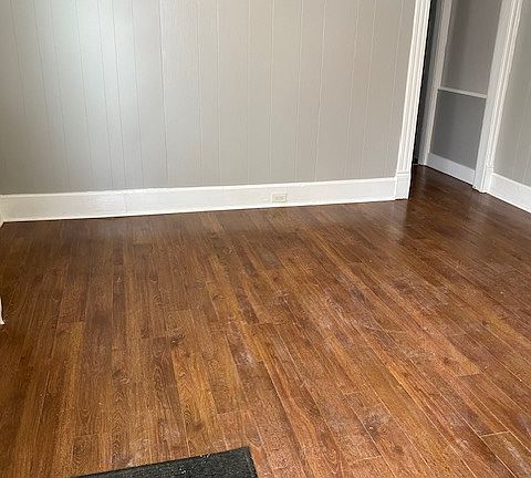 3rd image of 1007 Jennette Ave NW #1