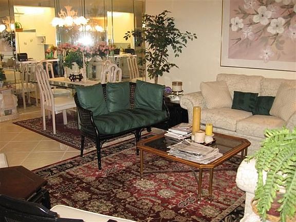 Living/Dining Rooms