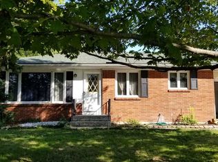 1413 Colton St, Columbus Junction, IA 52738