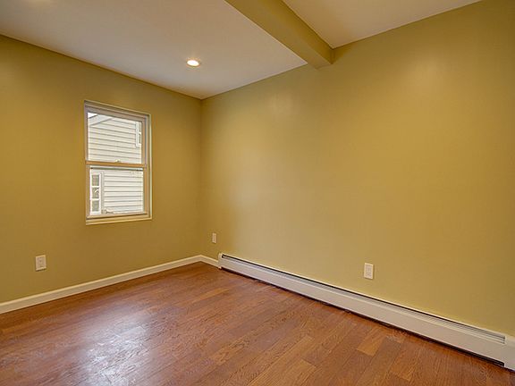 5th image of 44 McKinley Ave