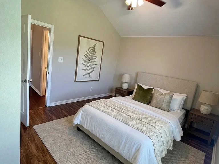 1919 Lennox Ln — Photo 37