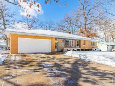 109 Crestwood Dr, East Peoria, IL, 61611