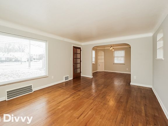 2nd image of 20831 Lake Shore Blvd