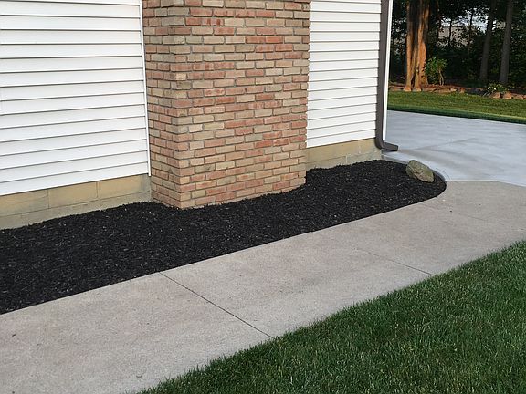 5th image of 8932 Diane Dr