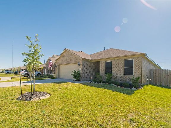 2nd image of 3635 Champions Cove Ln