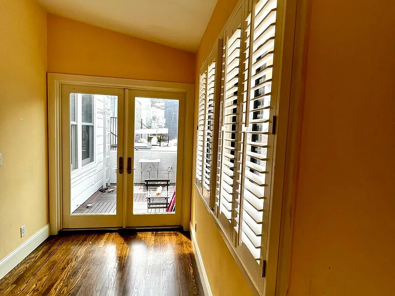 1324 Castro St — Photo 20