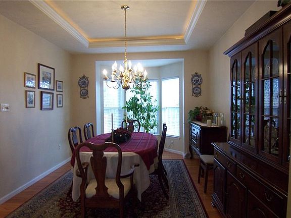 5th image of 112 Lawnview Ct