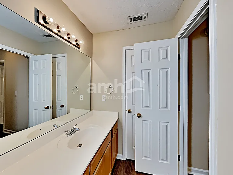 1137 Benton Mason Dr — Photo 11