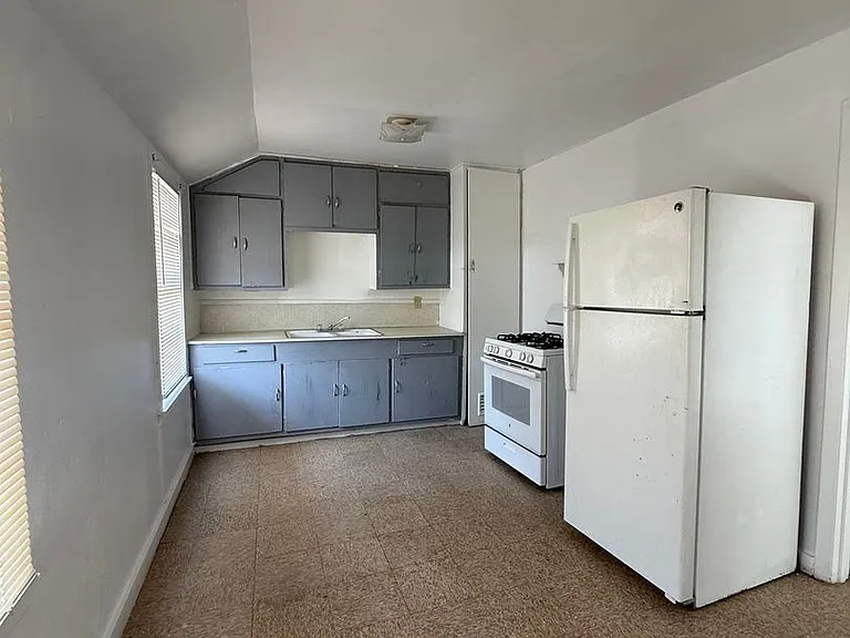 700 Norris Ave — Photo 3