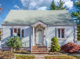 14 Florence Dr, Clifton, NJ 07011