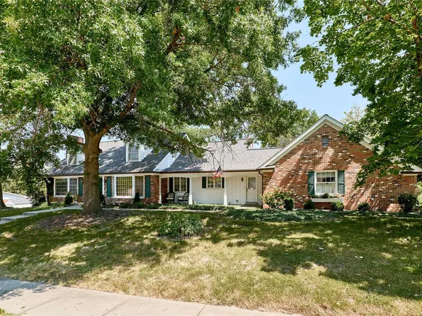 2 Fair Ct, Troy, MO 63379