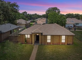 2305 Windridge Ln, Rowlett, TX 75088