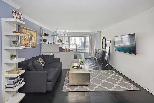 Rented by Compass | media 6