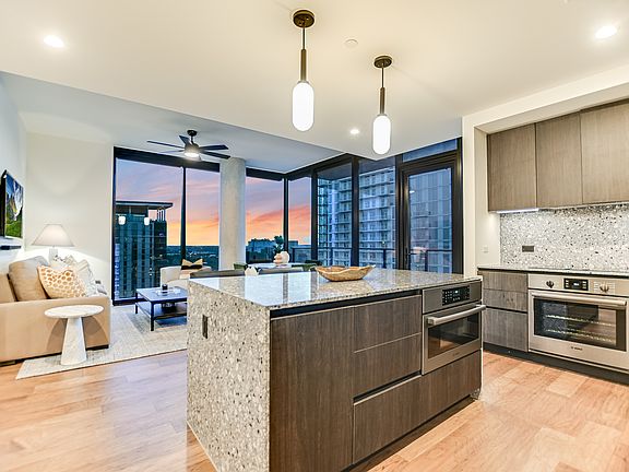 5th image of 84 East Ave Unit 3909