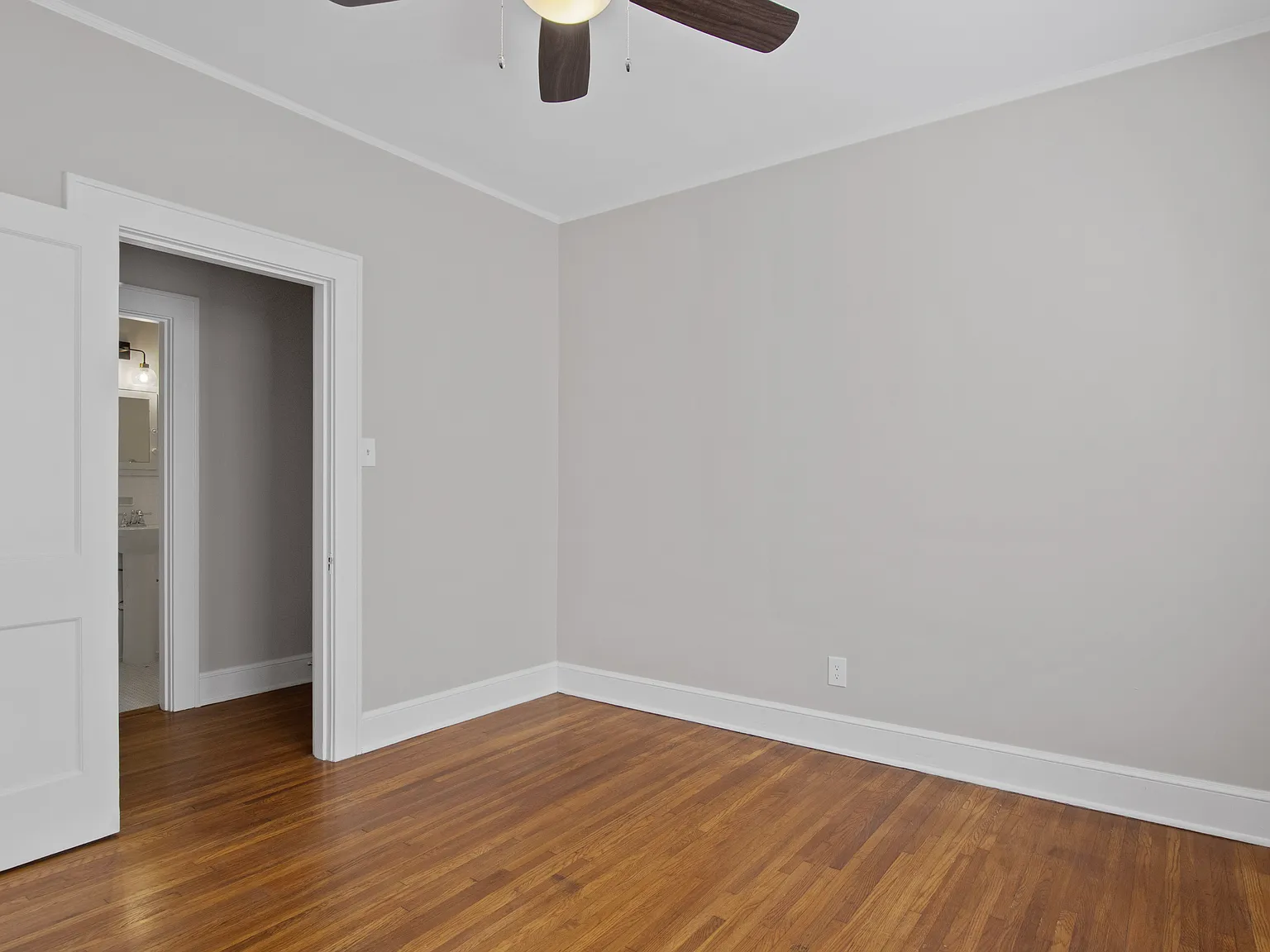 The Linden — Photo 2