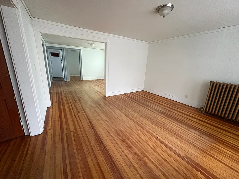 526 Morris St #1 — Photo 8