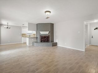 16011 Hickory Knoll Dr, Houston, TX 77059